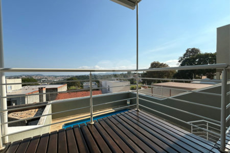 Casa à venda com 3 quartos, sendo 1 suíte, em Jardim Paulista, Atibaia, SP