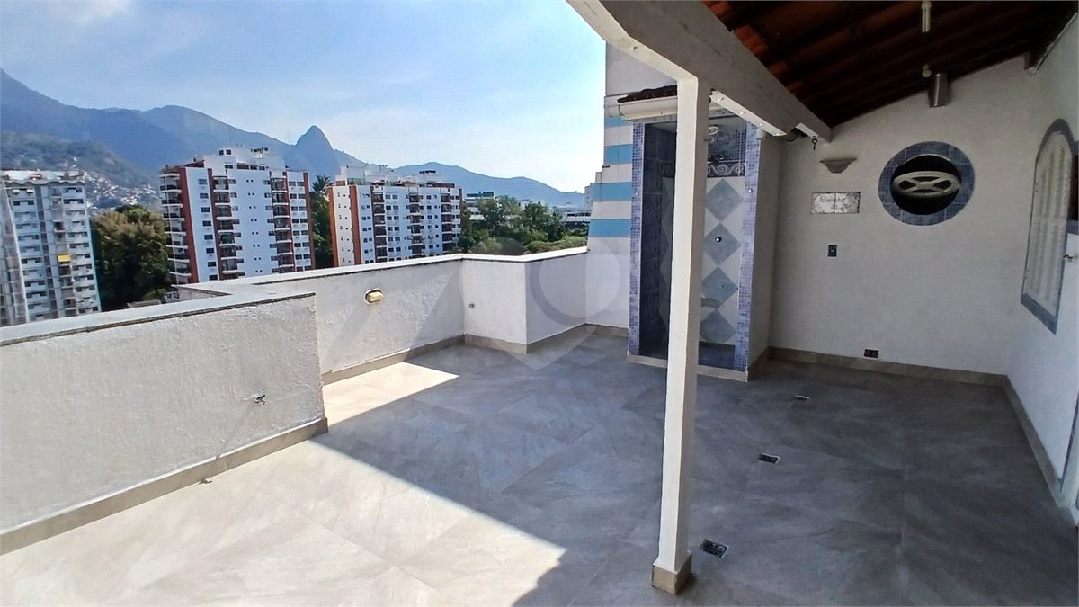 Cobertura à venda com 3 quartos, sendo 1 suíte, em Tijuca, Rio de Janeiro, RJ