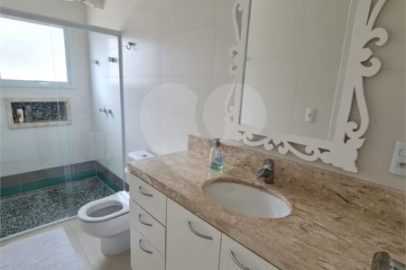 Casa à venda ou para alugar com 4 suítes no condomínio Residencial Jardim Primavera, Louveira - SP