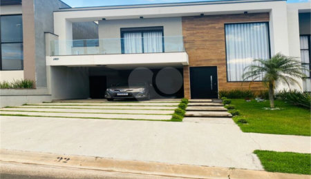 Casa à venda com 3 quartos, sendo 1 suíte,  no condomínio Mantova, Indaiatuba - SP