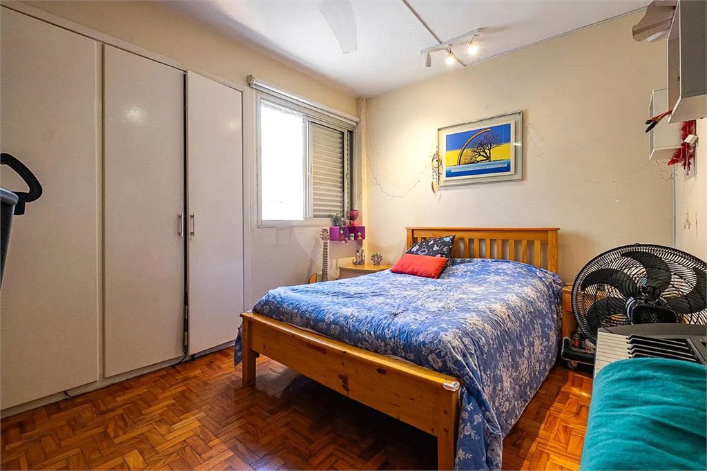 Apartamento à venda com 3 quartos, sendo 1 suíte, em Sumaré, São Paulo, SP