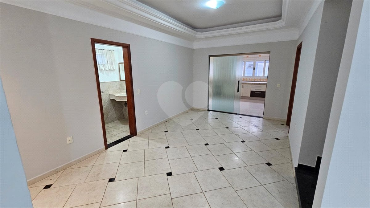 Casa para alugar com 4 quartos, sendo 2 suítes, no condomínio Portal de Itaici, Indaiatuba - SP