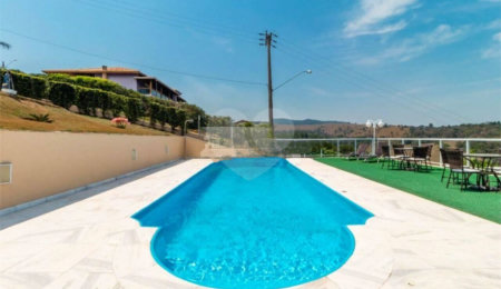 Casa à venda com 3 quartos, sendo 1 suíte,  no condomínio Vale do Sol, Bom Jesus dos Perdões - SP