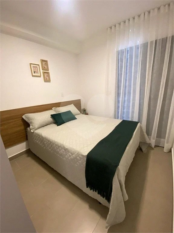 Casa à venda com 2 quartos no condomínio Vila Davos 2, São Paulo - SP
