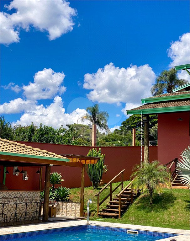 Casa à venda com 3 suítes no condomínio Chacarás Bela Vista, Mairiporã - SP