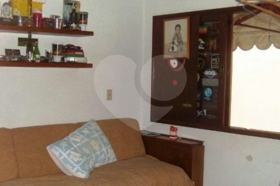 Sobrado à venda com 3 quartos, sendo 2 suítes, em Jardim Virginia Bianca, São Paulo, SP