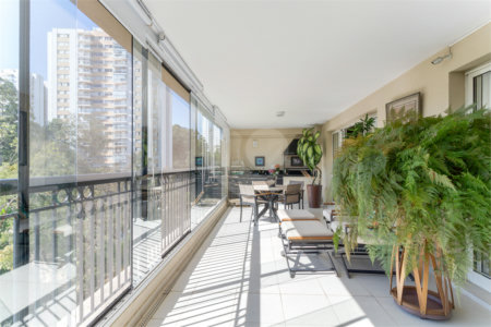 Apartamento à venda com 4 suítes em Alto da Boa Vista, São Paulo, SP