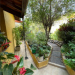 Casa à venda com 9 quartos, sendo 4 suítes, em Condomínio Flamboyant-b, Atibaia, SP