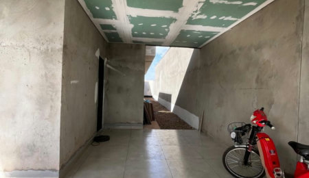 Casa à venda com 3 quartos, sendo 1 suíte,  em Bela Vista da Lagoa, Três Lagoas, MS