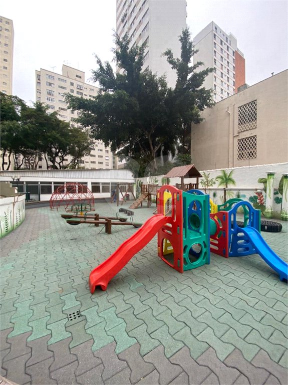 Apartamento à venda com 3 quartos, sendo 1 suíte, em Jardim Europa, São Paulo, SP