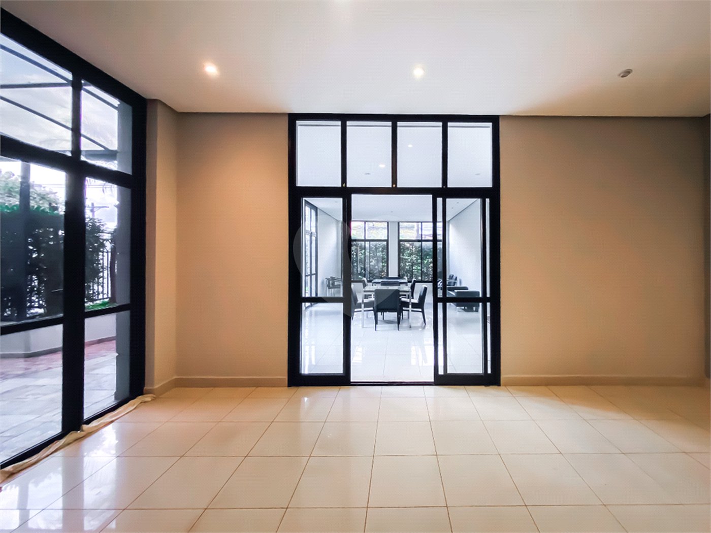 Apartamento à venda com 2 suítes em Campo Belo, São Paulo, SP