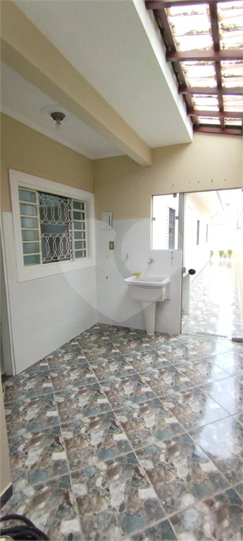 Casa térrea para venda no Planalto paraíso