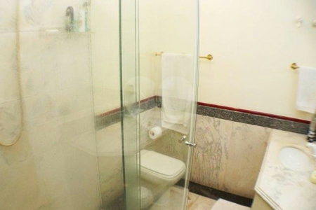 Apartamento à venda ou para alugar com 4 suítes em Moema, São Paulo, SP