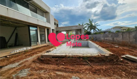 Casa à venda com 5 suítes no condomínio Chácara Serimbura, São José dos Campos - SP