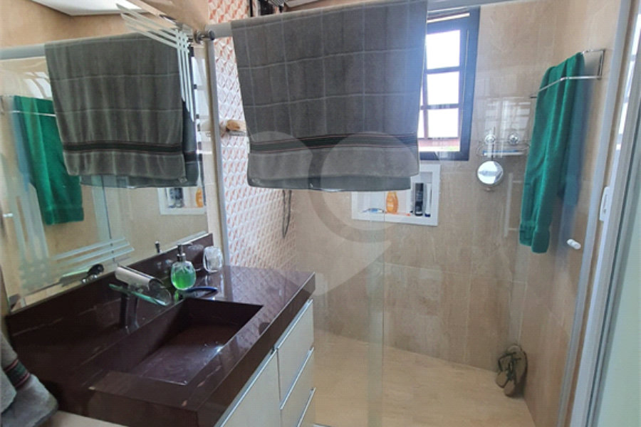 Sobrado à venda com 3 quartos, sendo 1 suíte, em Limão, São Paulo, SP