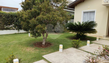 Casa à venda com 4 quartos, sendo 2 suítes,  no condomínio Primavera, Salto - SP