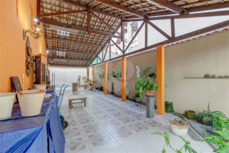 Casa Térrea à venda com 4 quartos, sendo 3 suítes, em Interlagos, São Paulo, SP
