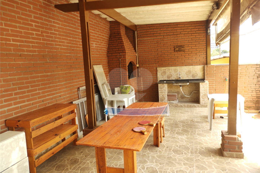 Sobrado à venda com 4 quartos, sendo 3 suítes, em Mandaqui, São Paulo, SP