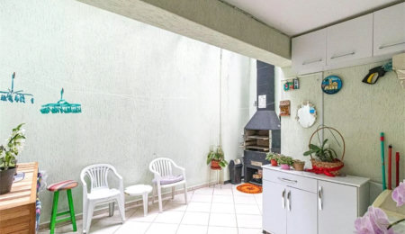 Sobrado à venda com 3 quartos, sendo 1 suíte,  em Vila Tiradentes, São Paulo, SP