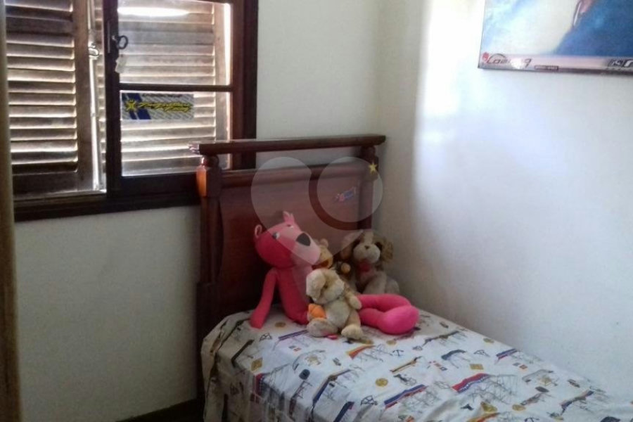 Sobrado à venda com 4 quartos, sendo 2 suítes, em City Recanto Anastácio, São Paulo, SP