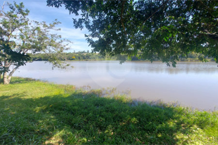 Terreno à venda no condomínio Village Ipanema 1, Araçoiaba da Serra - SP