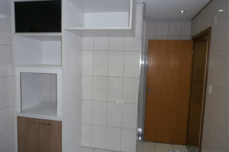 Sobrado à venda ou para alugar com 4 quartos, sendo 1 suíte,  em Vila Butantã, São Paulo, SP