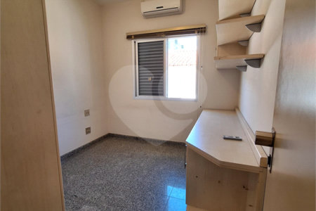 Casa à venda ou para alugar com 4 quartos, sendo 2 suítes,  em Santa Rosa, Vinhedo, SP