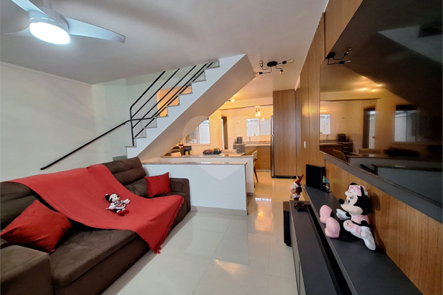 Casa à venda com 3 quartos, sendo 1 suíte, no condomínio Res San Raphael, São Paulo - SP