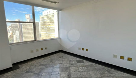 Sala para alugar com 1 quarto no Centro, São Paulo, SP