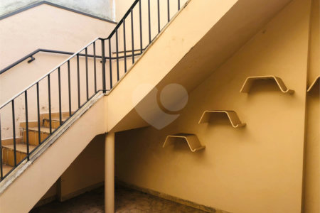 Casa à venda com 3 quartos, sendo 1 suíte,  no Centro, Mogi das Cruzes, SP