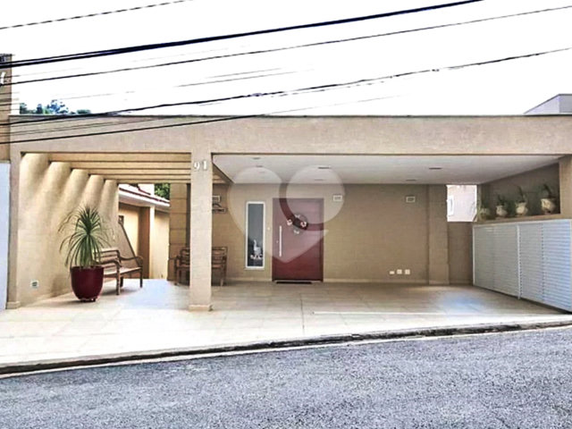 Casa à venda com 4 quartos, sendo 3 suítes,  no condomínio Itatinga 1, São Paulo - SP