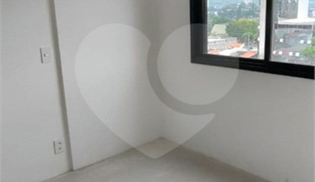 Apartamento à venda com 2 quartos, sendo 1 suíte,  no Centro, Mogi das Cruzes, SP