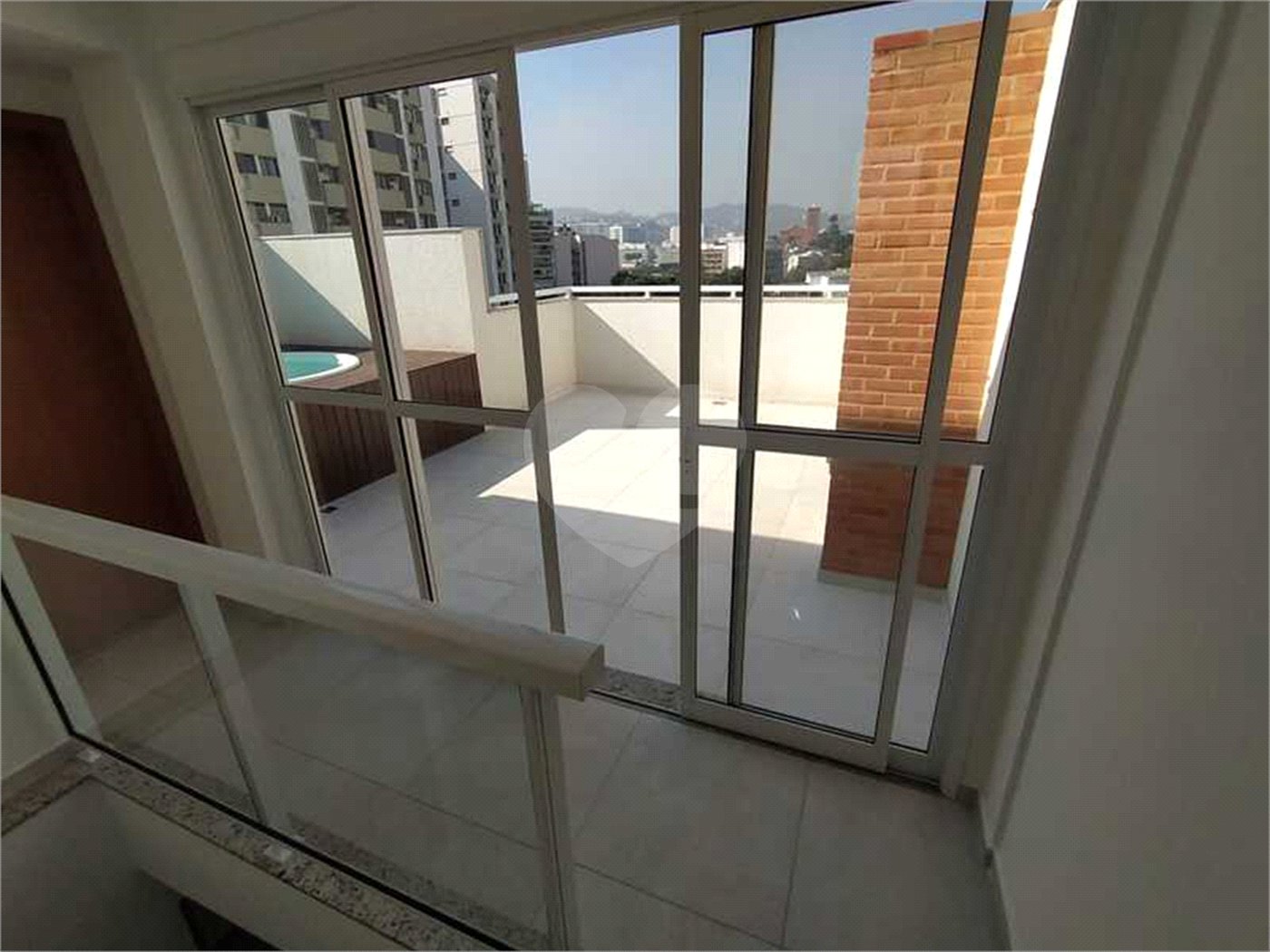 Cobertura à venda com 3 quartos, sendo 2 suítes, em Praça da Bandeira, Rio de Janeiro, RJ
