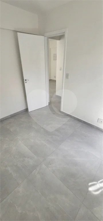 Apartamento com 42m², 2 quartos, 1 garagem, à venda em Itaquera