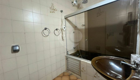 Casa à venda com 4 quartos, sendo 1 suíte,  em Vila Mascote, São Paulo, SP
