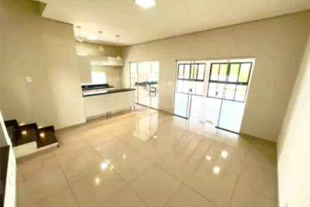 Condomínio à venda com 4 quartos, sendo 2 suítes, em Jardim Imperial, Cuiabá, MT