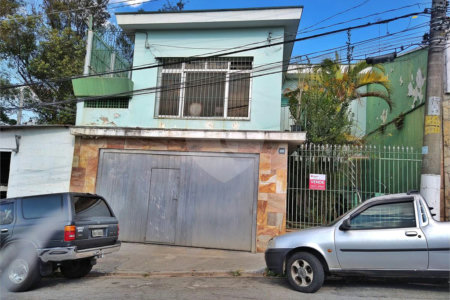 Casa à venda com 2 quartos, sendo 1 suíte, em Vila Comercial, São Paulo, SP