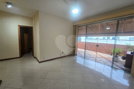 Cobertura à venda com 3 quartos, sendo 1 suíte,  em Tijuca, Rio de Janeiro, RJ