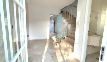 Sobrado para alugar com 3 quartos, sendo 1 suíte,  em Jardim Vera Cruz, São Paulo, SP
