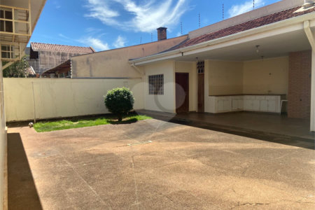 Casa à venda com 3 suítes em Jardim Primavera, Araraquara, SP