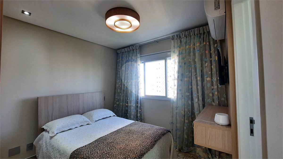 Apartamento à venda com 3 suítes em Jardim Marajoara, São Paulo, SP