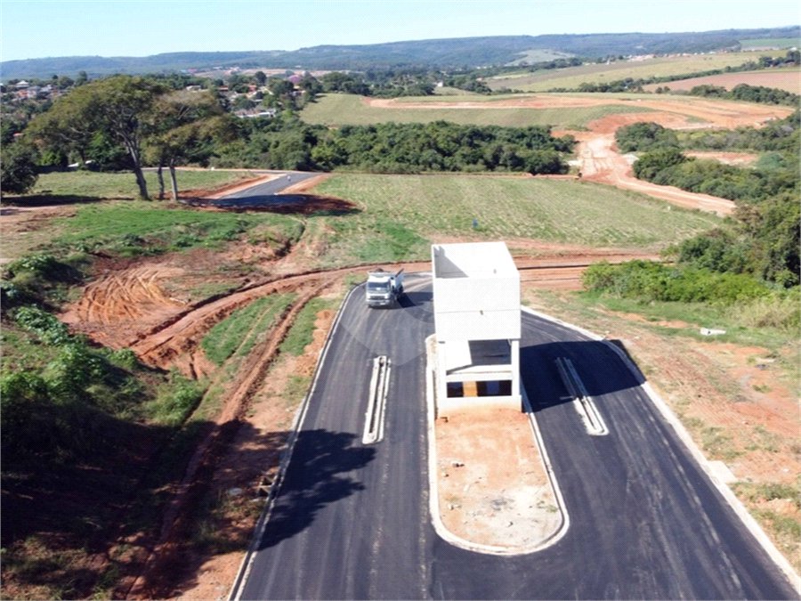 Terreno à venda no condomínio Loteamento Reserva dos Lagos, Sorocaba - SP