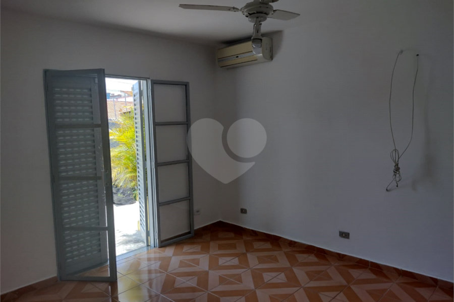 Casa à venda com 2 quartos em Vila Sônia, São Paulo, SP