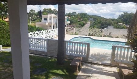 Casa à venda com 3 quartos, sendo 1 suíte,  no condomínio Outeiro Das Flores, Itupeva - SP