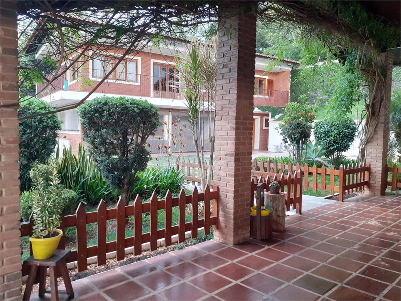 Casa à venda com 8 quartos, sendo 2 suítes, em Serra da Cantareira, Mairiporã, SP