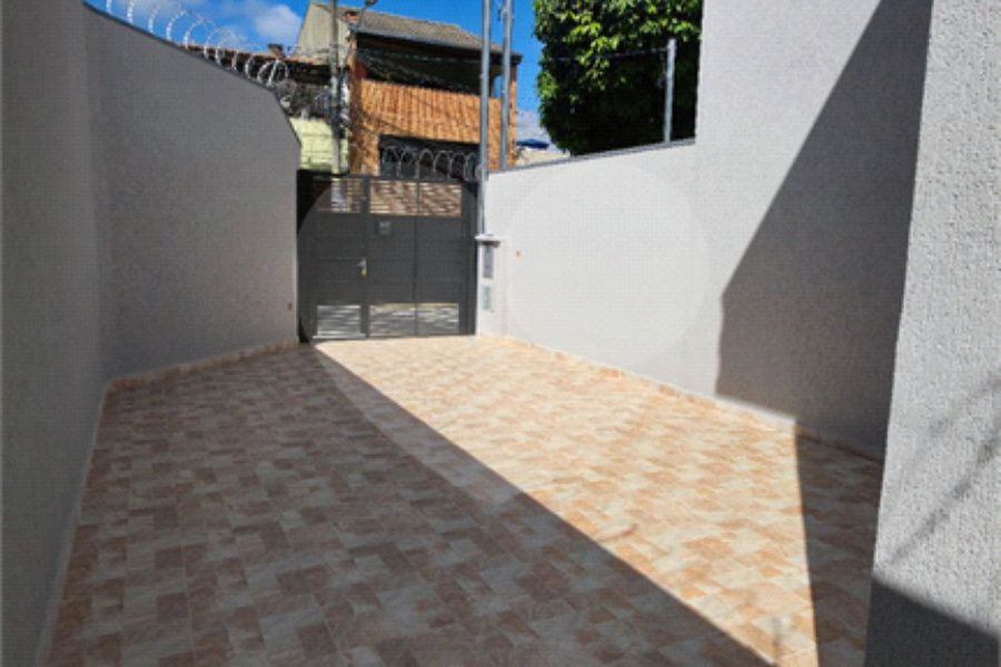 Sobrado à venda com 2 quartos em Guaianazes, São Paulo, SP