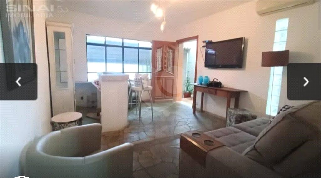 Casa à venda com 2 quartos, sendo 1 suíte,  em Barra Funda, São Paulo, SP