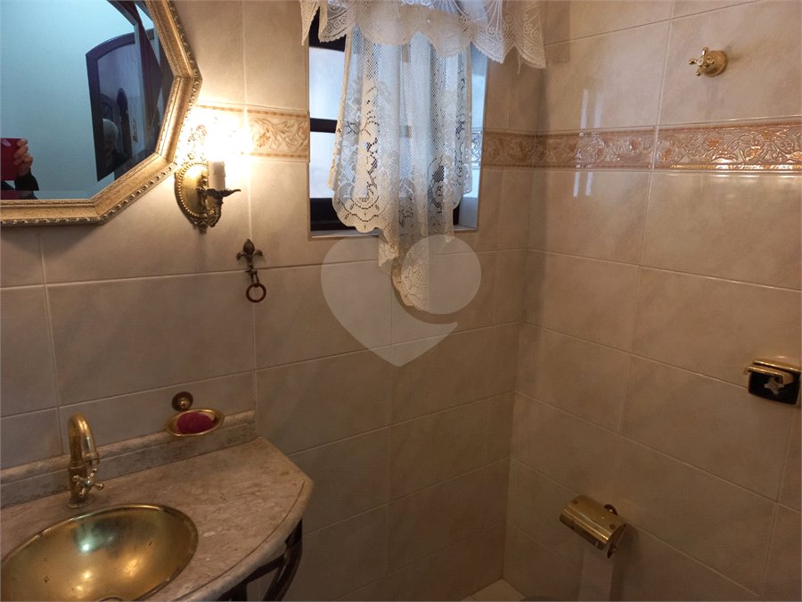 Sobrado à venda ou para alugar com 4 quartos, sendo 1 suíte,  em Barro Branco (zona Norte), São Paulo, SP