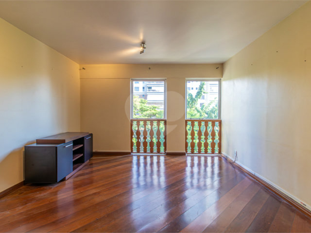 Apartamento à venda com 3 quartos em Santo Amaro, São Paulo, SP
