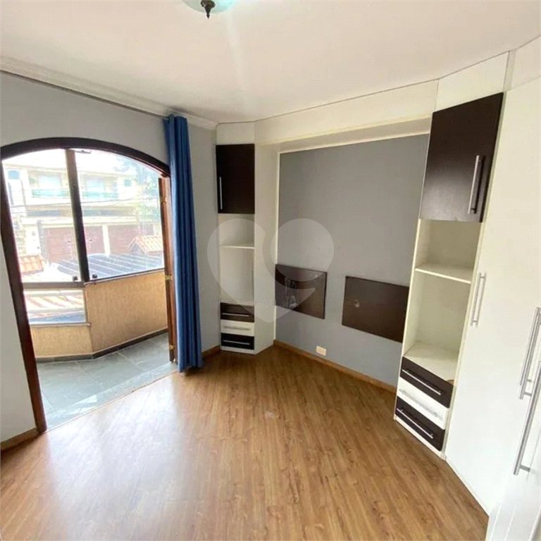Sobrado à venda com 2 quartos, sendo 1 suíte,  em Jardim Regina, São Paulo, SP